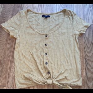 Yellow tied crop top!